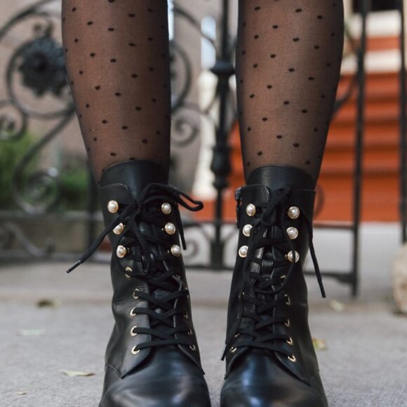 CHIC Stuart Weitzman Laine Pearl & Gold- Leather Combat Boots with Box US 8.5 - Picture 1 of 14
